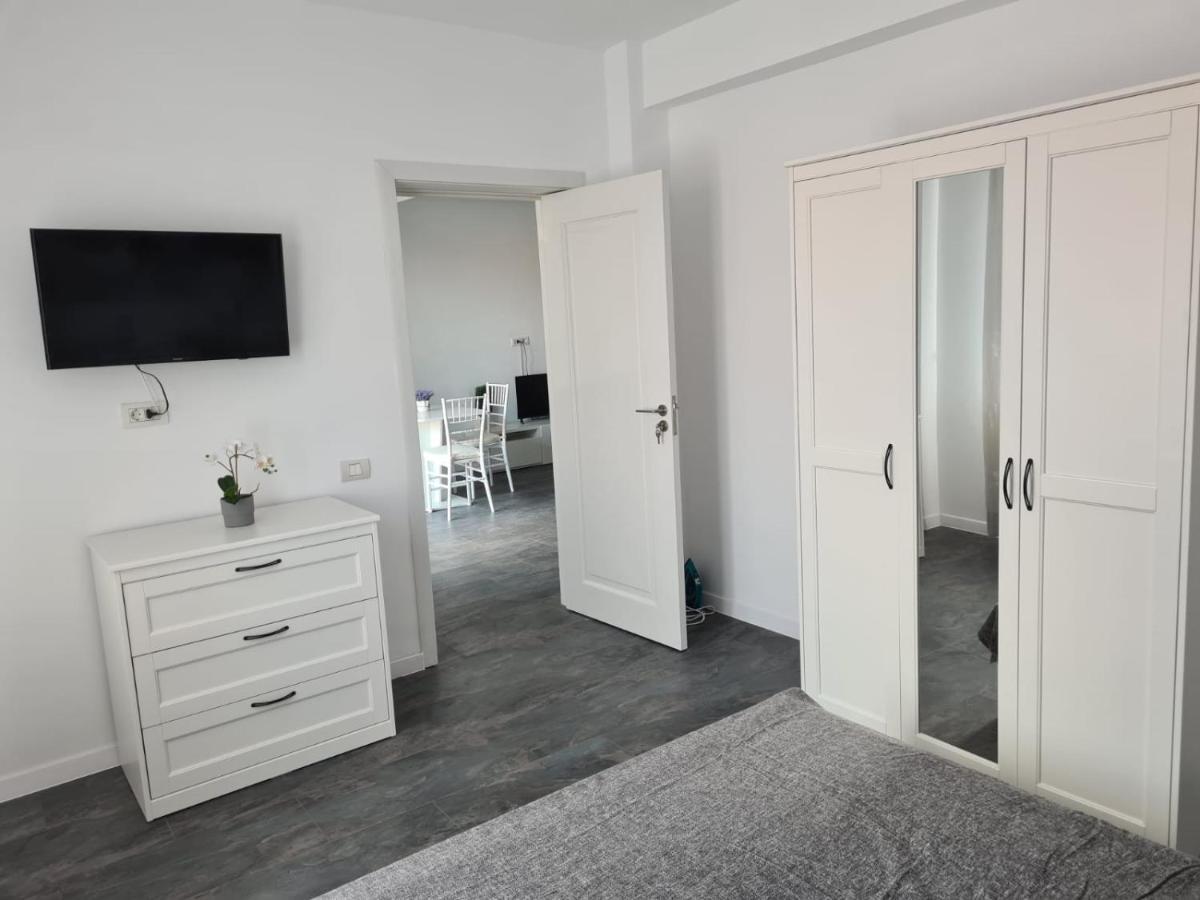 Bya Apartament Mamaia Nord Năvodari Buitenkant foto